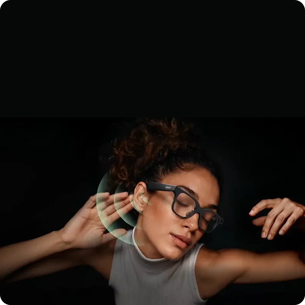 How does audio work on the Rokid Glasses?